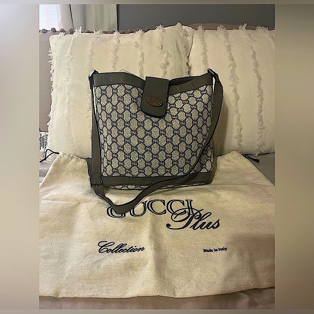 Gucci Plus Crossbody Bag Monogram GG
